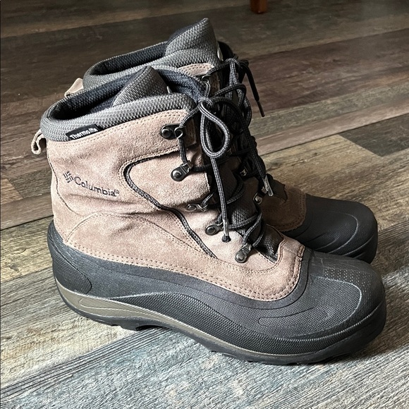 Columbia Other - COLUMBIA Cascadian SUMMIT Brown Black Lace Up Boots Men's